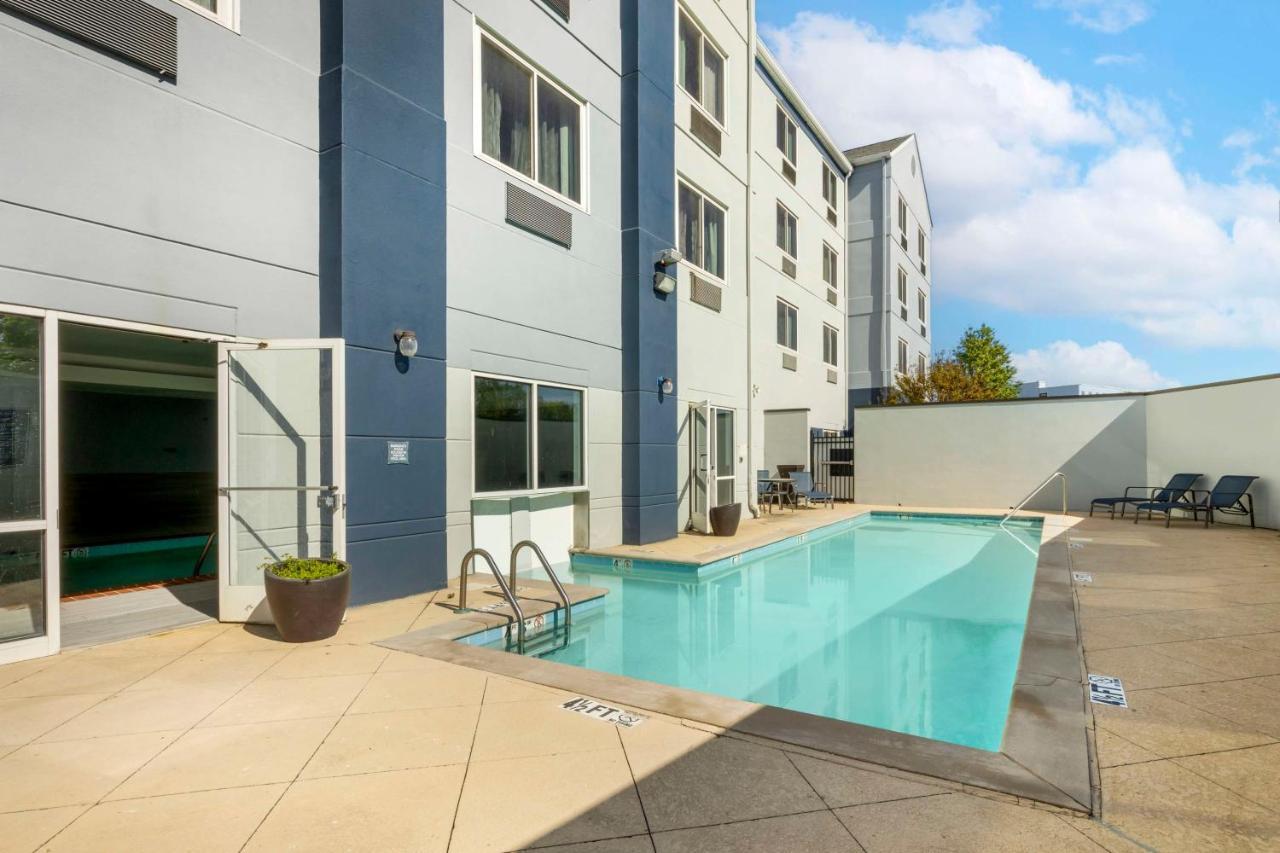 Best Western Plus Nashville Airport Hotel - Bna Εξωτερικό φωτογραφία