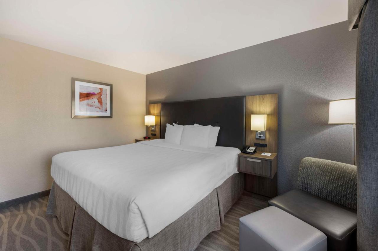 Best Western Plus Nashville Airport Hotel - Bna Εξωτερικό φωτογραφία