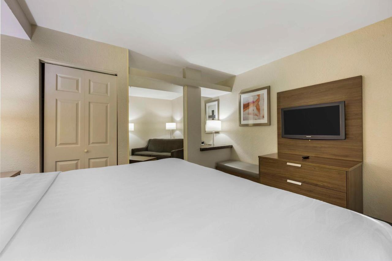Best Western Plus Nashville Airport Hotel - Bna Εξωτερικό φωτογραφία